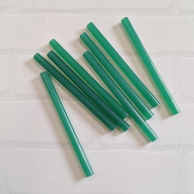 Стержни клеевые 7 мм зеленые (комплект 12 шт) - 10 см