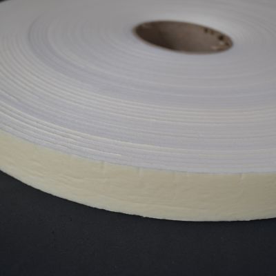 Лента уплотнительная самоклеющаяся 3мм*70мм*30м