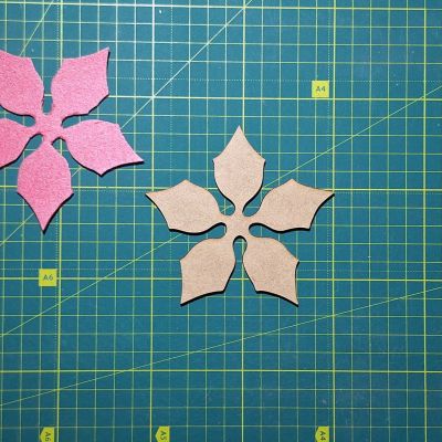 Шаблон Пуансеттии № 13 (размер 1)