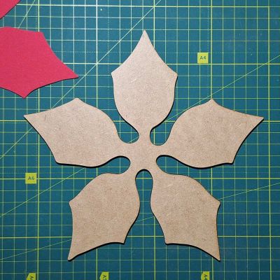 Шаблон Пуансеттии № 13 (размер 4)